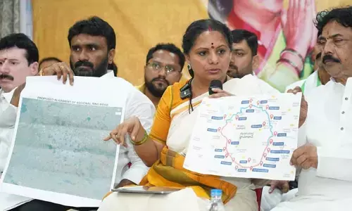 ట్రిపుల్ ఆర్ భూసేకరణలో అక్రమాలు.. రీ సర్వే చేయాల్సిందే.. కవిత సంచలన వ్యాఖ్యలు