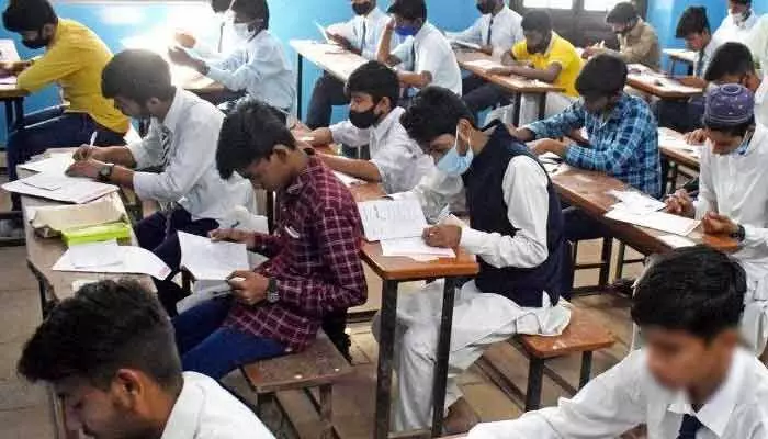 Breaking: టెన్త్ పరీక్షల షెడ్యూల్ రిలీజ్.. తేదీలివే..! Breaking: టెన్త్ పరీక్షల షెడ్యూల్ రిలీజ్.. తేదీలివే..!