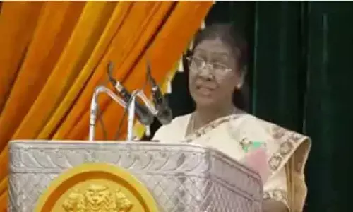 విశ్వ ప్రేమకు ప్రతిరూపంగా సత్యసాయిబాబా జీవించారు : రాష్ట్రపతి