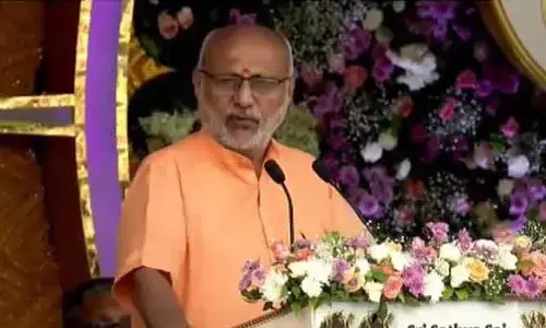 సత్యసాయి ప్రవచనాలు ప్రపంచవ్యాప్తమయ్యాయి : ఉపరాష్ట్రపతి రాధాకృష్ణన్
