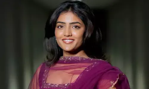 Eesha Rebba : గ్లామర్‌తో రెచ్చగొడుతున్న ఈషా రెబ్బా