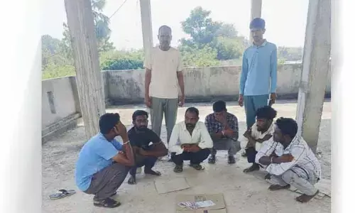 పేకాట రాయుళ్ల అరెస్ట్