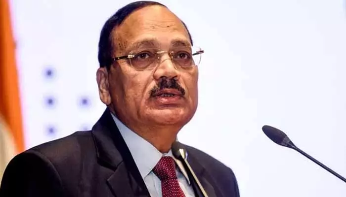 రేపు సుప్రీంకోర్టు సీజేఐగా బాధ్యతలు చేపట్టనున్న జస్టిస్ సూర్యకాంత్ రేపు సుప్రీంకోర్టు సీజేఐగా బాధ్యతలు చేపట్టనున్న జస్టిస్ సూర్యకాంత్