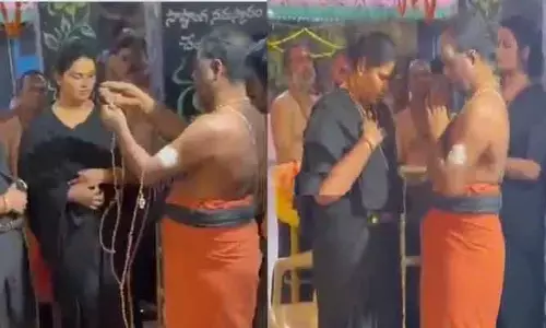 పవిత్రమైన అయ్యప్ప మాల ధరించిన ఇద్దరు ట్రాన్స్‌జెండర్లు
