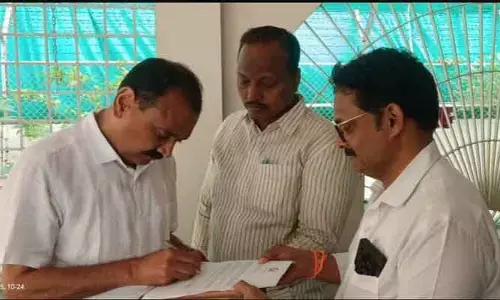పరకామణి చోరీ కేసులో భూమన కరుణాకర్ రెడ్డికి నోటీసులు