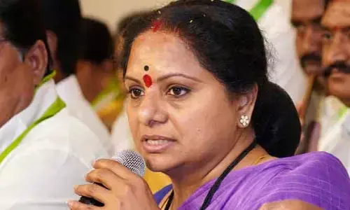 ప్రజా పోరాటాలతో మీకు బుద్ధి చెప్తాం.. సర్కారుపై తెలంగాణ జాగృతి చీఫ్ కవిత ఫైర్