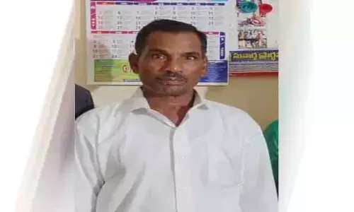 చావుకు వెళ్లి తిరిగి ఇంటికి వెళ్తుండ‌గా వ్య‌క్తి మృతి
