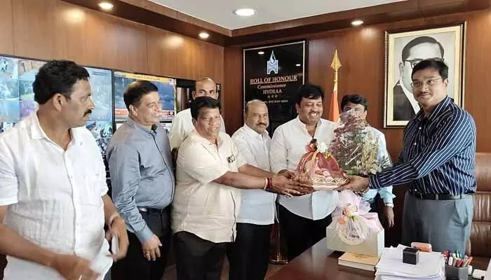 హైడ్రా చర్యలు భేష్.. చెరువుల పునరుద్ధరణ అద్భుతం హైడ్రా చర్యలు భేష్.. చెరువుల పునరుద్ధరణ అద్భుతం