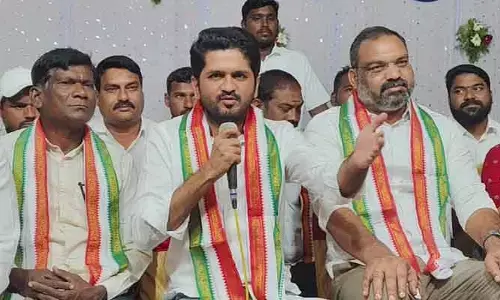 కౌశిక్ రెడ్డి బోగ‌స్ ప్ర‌చారాలు మానుకోవాలి : వొడిత‌ల ప్ర‌ణ‌వ్