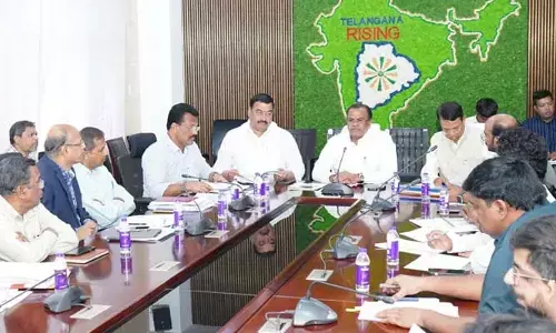 ఆ ప్రాజెక్టులు తెలంగాణ దిశను మార్చబోతున్నాయి: మంత్రి కోమటిరెడ్డి ప్రకటన