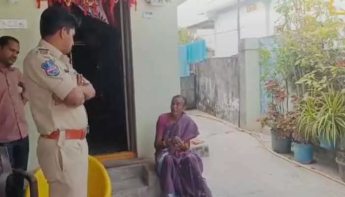 బంగారం మెరుగు పేరుతో చోరీ బంగారం మెరుగు పేరుతో చోరీ