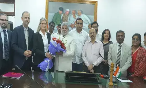స్పీకర్‌‌‌తో జర్మనీ అధికార సోషల్ డెమొక్రటిక్ పార్టీ (SDP) ప్రతినిధులు భేటీ