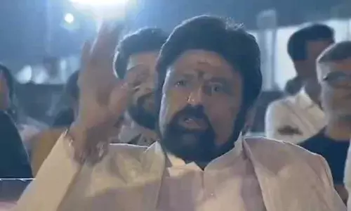 గుక్క తిప్పుకోకుండా డైలాగ్ చెప్పిన బాలయ్య