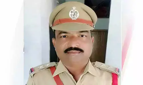 స్వగ్రామ సేవకే ఎస్సై .. సర్పంచ్ కోసం ఉద్యోగానికి రాజీనామా