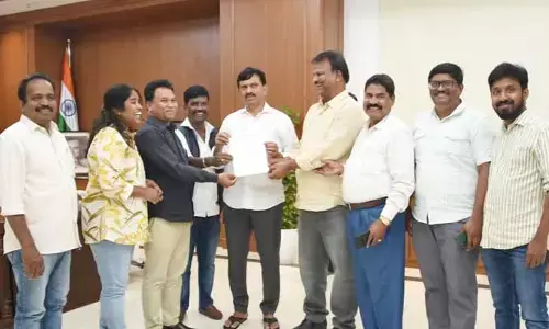 జర్నలిస్టులకు మంత్రి పొంగులేటి కీలక హామీ