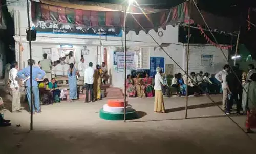 రాత్రి అయినా కొన‌సాగుతున్న నామినేష‌న్లు