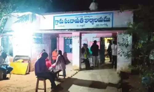 రంగారెడ్డిలో మొదటి విడతకు పోటెత్తిన నామినేషన్లు.. రాత్రి వరకు కొనసాగిన నామినేషన్ల స్వీకరణ