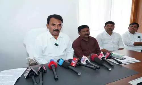 ప్ర‌జాస్వామ్యాన్ని అప‌హాస్యం చేస్తే స‌హించేదే లేదు : మంత్రి జూప‌ల్లి కృష్ణారావు