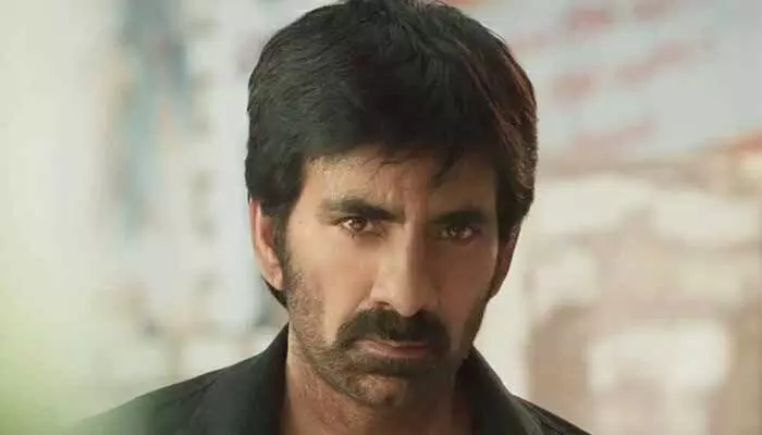 వాడు చాలా వరస్ట్ ఫెలో.. బయటకు వస్తే నా చేతిలో ఉంటదంటూ రవితేజ సీరియస్.. అసలేం జరిగిందంటే? వాడు చాలా వరస్ట్ ఫెలో.. బయటకు వస్తే నా చేతిలో ఉంటదంటూ రవితేజ సీరియస్.. అసలేం జరిగిందంటే?