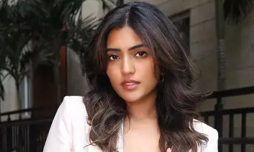 Eesha Rebba : లుక్స్‌తో హీట్ పెంచుతున్న బ్యూటీ