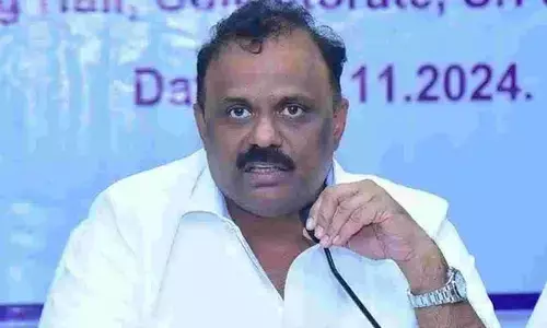 ఏడుకొండల వాడి దగ్గర ఎవరు తప్పు చేసినా శిక్ష తప్పదు.. మంత్రి అనగాని సంచలన కామెంట్స్