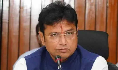 శాసనసభను ఎందుకు చులకన చేస్తున్నారు? మంత్రి శ్రీధర్ బాబు ఆగ్రహం