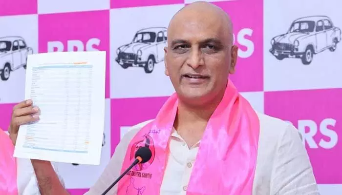 Harish Rao: అందుకే మంత్రులు నన్ను టార్గెట్ చేస్తున్నారు.. హరీశ్ రావు సంచలన వ్యాఖ్యలు Harish Rao: అందుకే మంత్రులు నన్ను టార్గెట్ చేస్తున్నారు.. హరీశ్ రావు సంచలన వ్యాఖ్యలు