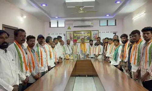 అభివృద్ధిని చూసే  కాంగ్రెస్  లో చేరిక‌లు : ప్ర‌భుత్వ విప్ ఆది శ్రీనివాస్