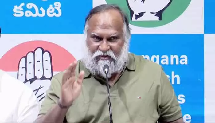 తెలంగాణ కల్చర్ మరిచి విమర్శలా.. కేటీఆర్కు జగ్గారెడ్డి స్ట్రాంగ్ కౌంటర్ తెలంగాణ కల్చర్ మరిచి విమర్శలా.. కేటీఆర్కు జగ్గారెడ్డి స్ట్రాంగ్ కౌంటర్