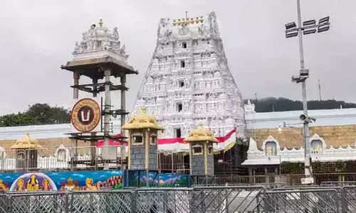 తిరుమలలో భక్తుల రద్దీ సాధారణం.. శ్రీవారి దర్శనానికి 8 గంటల సమయం