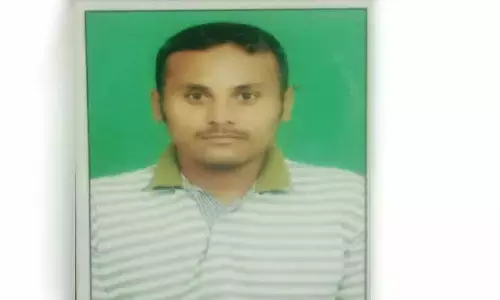 రైలు కింద పడి యువకుడి ఆత్మహత్య