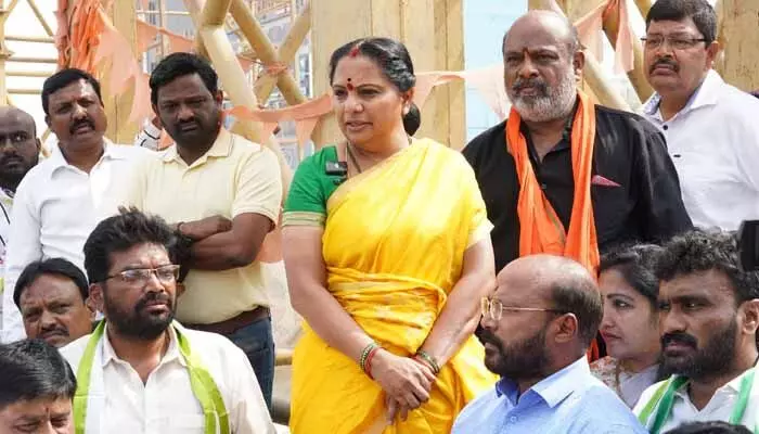 ప్రభుత్వాలు మారుతున్నా ఉప్పల్ పరిస్థితి మారట్లేదు.. కవిత కీలక వ్యాఖ్యలు ప్రభుత్వాలు మారుతున్నా ఉప్పల్ పరిస్థితి మారట్లేదు.. కవిత కీలక వ్యాఖ్యలు