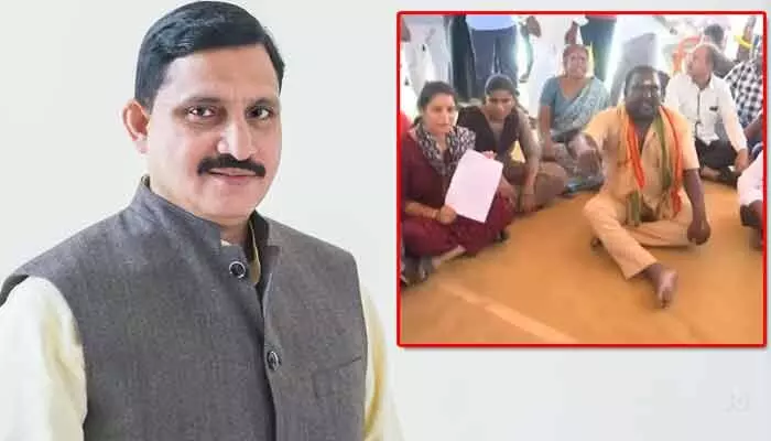 Breaking: ఎమ్మెల్యే సుజనా చౌదరి కార్యాలయం వద్ద ఉద్రిక్తత Breaking: ఎమ్మెల్యే సుజనా చౌదరి కార్యాలయం వద్ద ఉద్రిక్తత