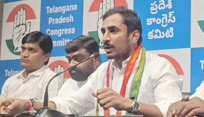 కిషన్ రెడ్డి ఒక బ్రోకర్: సామా రామ్మోహన్ రెడ్డి కిషన్ రెడ్డి ఒక బ్రోకర్: సామా రామ్మోహన్ రెడ్డి