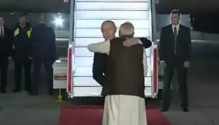 మోడీ స్వాగతం పలుకుతారని ఊహించలేదు: రష్యా మోడీ స్వాగతం పలుకుతారని ఊహించలేదు: రష్యా