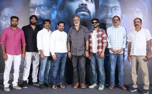 భయపెడుతుంది.. హార్ట్ వీక్ ఉంటే ఈ సినిమా చూడొద్దు.. భయపెడుతుంది.. హార్ట్ వీక్ ఉంటే ఈ సినిమా చూడొద్దు..