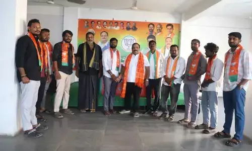 బీజేపీ బ‌లోపేతానికి కృషి చేయాలి : జిల్లా అధ్య‌క్షుడు న‌గునూరి వెంక‌టేశ్వ‌ర్ గౌడ్