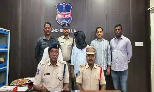 ప్రయాణికుడి బ్యాగ్ చోరీ చేసిన వ్యక్తి అరెస్ట్