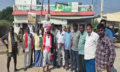 మద్యం పైసలకు ఓటును అమ్ముకోవద్దు :  రైతు కూలీ సంఘం నాయకుడు రణం రవన్న