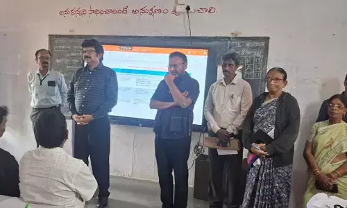 ఎన్నికలు పారదర్శకంగా నిర్వహించాలి : కలెక్టర్ హనుమంతరావు