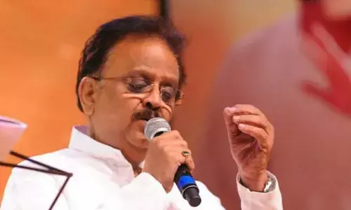 తెలంగాణలో విగ్రహ రాజకీయాలు.. ఎవరి వారసత్వానికి ప్రాధాన్యం?