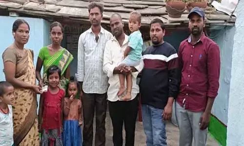 తోటి స్నేహితులు హృద‌య‌పూర్వ‌క స‌హాయం