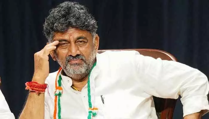 నేషనల్ హెరాల్డ్ కేసులో బిగ్ ట్విస్ట్.. డిప్యూటీ సీఎం డీకే శివకుమార్కు నోటీసులు నేషనల్ హెరాల్డ్ కేసులో బిగ్ ట్విస్ట్.. డిప్యూటీ సీఎం డీకే శివకుమార్కు నోటీసులు