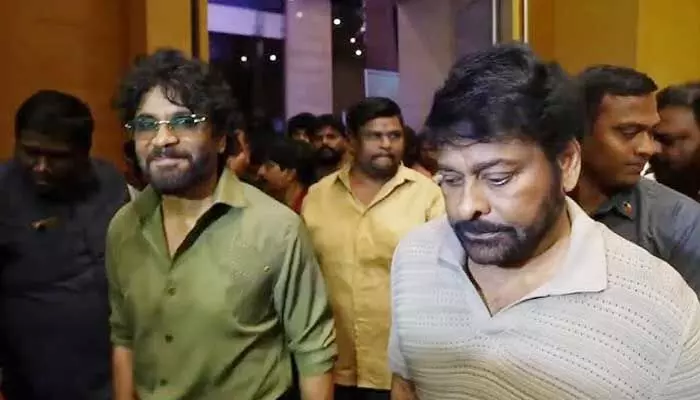 డిప్యూటీ CM ఇంట్లో చిరంజీవి, నాగార్జున డిప్యూటీ CM ఇంట్లో చిరంజీవి, నాగార్జున