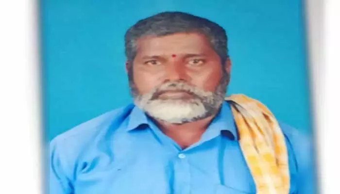బోరు బండి ఢీ కొని మోటార్ సైక్లిస్ట్ మృతి బోరు బండి ఢీ కొని మోటార్ సైక్లిస్ట్ మృతి