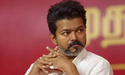 TVK: టీవీకే విజయ్ కు పోలీసుల షాక్