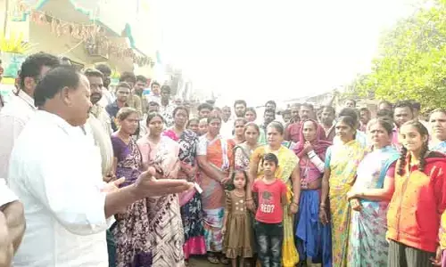 గ్రామ అభివృద్దే మా లక్ష్యం : మాజీ స‌ర్పంచ్ క‌ళ్లెం వెంక‌ట్ రెడ్డి