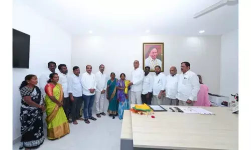 పోటీపడి పనిచేయాలి