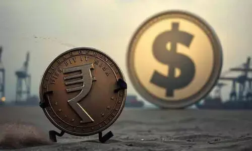 మరోసారి రూపాయి విలువ పతనం.. డాలర్‌తో పోలిస్తే 90.07కి చేరిక