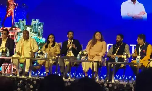 క్రీడాభివృద్ధిలో మైదానాల పాత్ర చాలా కీలకం.. గ్లోబల్ సమ్మిట్‍లో మంత్రి అజారుద్దీన్